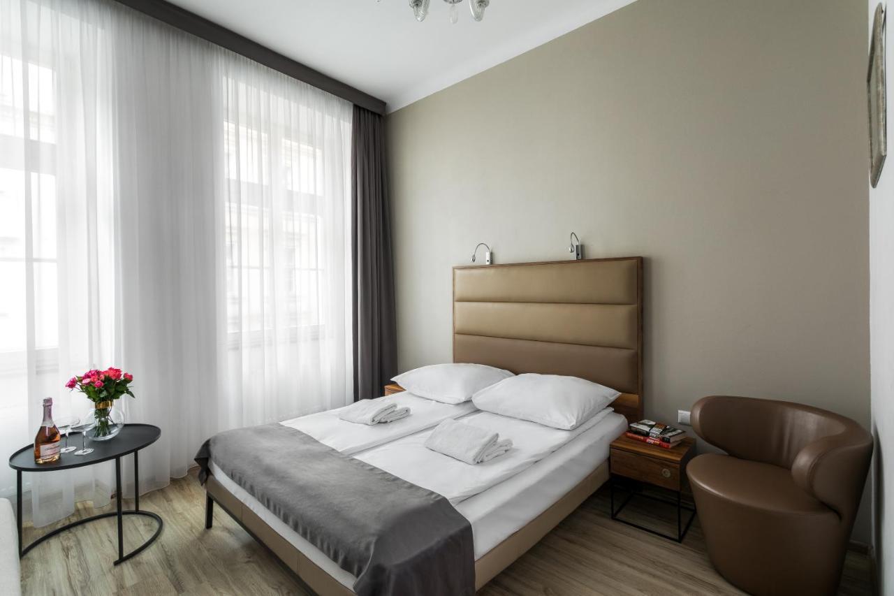 G12 Aparthotel Краков Экстерьер фото